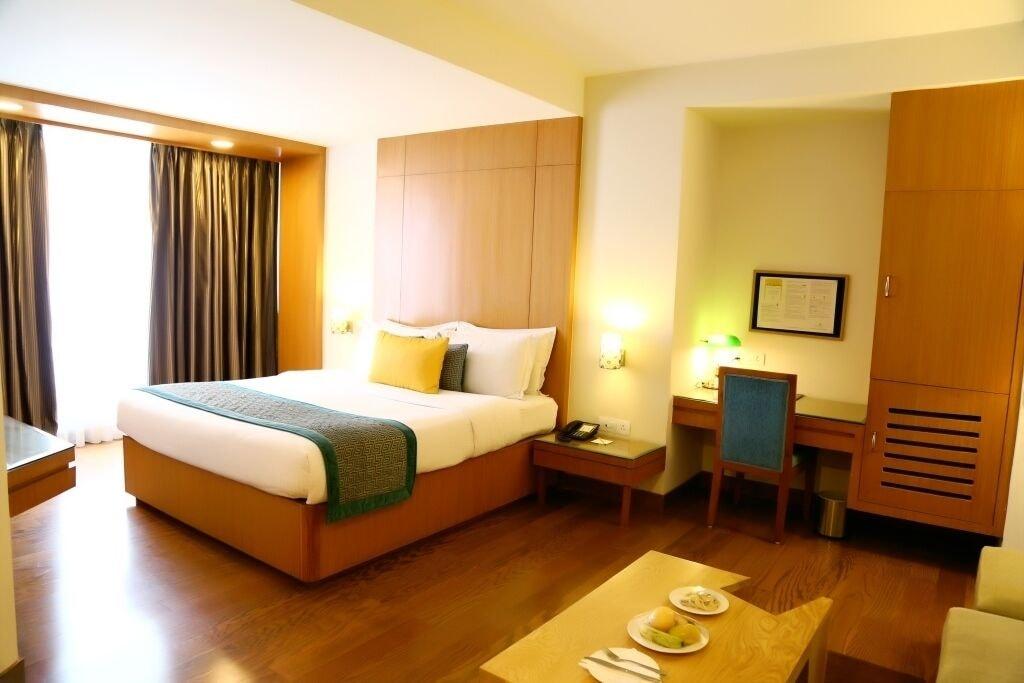 Lemon Tree Hotel, Дехрадун Екстериор снимка