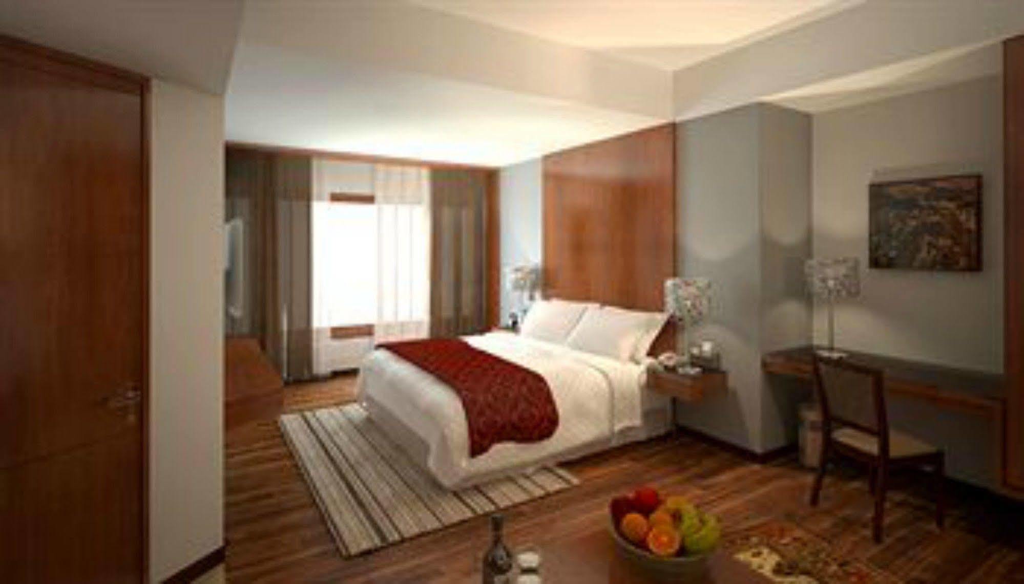 Lemon Tree Hotel, Дехрадун Екстериор снимка